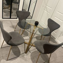 Dining Set
