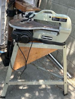 Scroll saw