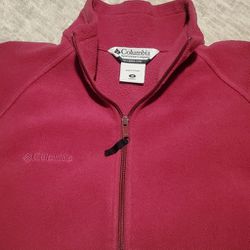 Women's Pink Columbia Long Sleeved Jacket.   Size  Medium. 

