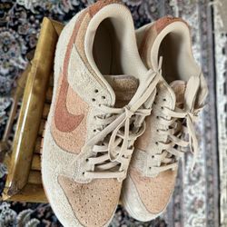 Nike Women's 11.5  Dunk Low Burnt Sunrise HF5075-287 Shimmer/Amber Brown