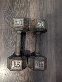 (2) Dumbbells 15 lbs each