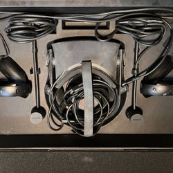 Oculus VR - Full Set With Sensors And Controllers  