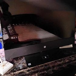 All In One HP Desk Top Computer 