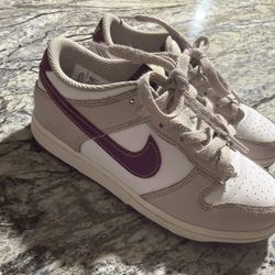 Girls Sneakers Size 1.5