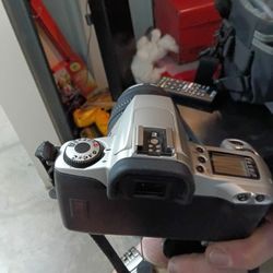 Canon Eos Rebel 2000