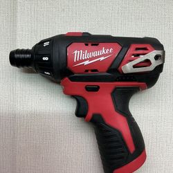 Milwaukee. M12 Lithium Ion Cordless 1/4” HEX Screwdriver (Tool Only). 2401-20.