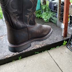 Ariat Boots Size 13.