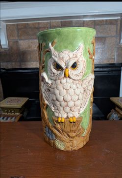 16.5" x 8.5" Vintage 1970s ceramic owl umbrella stand or floor vase