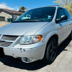 2005 Dodge Grand Caravan