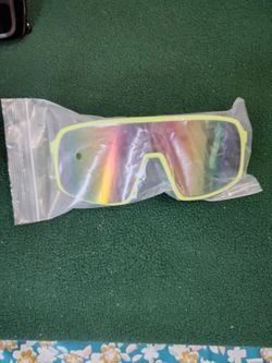 " Goggle "  Type Eye Wear