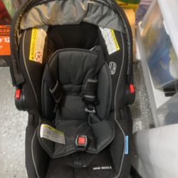 Graco Infant Car Seat 