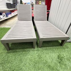 Outdoor Lounge Chair Set