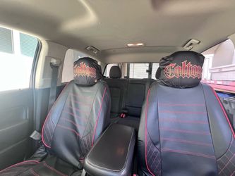 Colton one size headrest cover