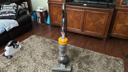 Dyson DC40 Vacuum