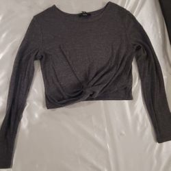 Forever21 Women Long sleeve Crop Top Size Medium 