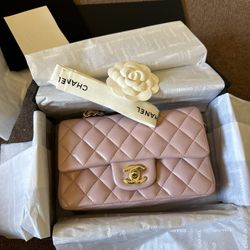 Pink Crossbody Chain Bag