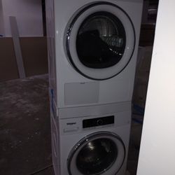 Whirlpool Stackable  Washer And Dryer 