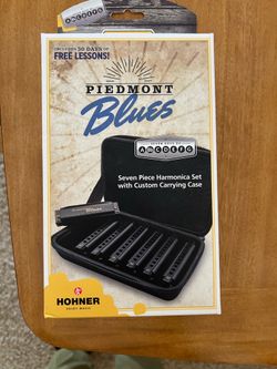 Harmonica set