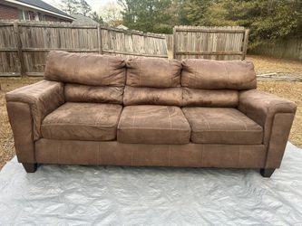 Brown Couch🚨FREE DELIVERY🚨