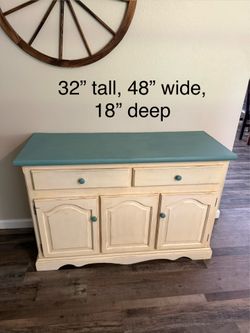 Buffet/ sofa table