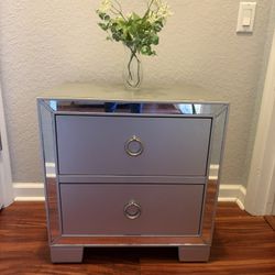 Mirroed Nightstand 
