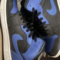 Jordan 1 Mid