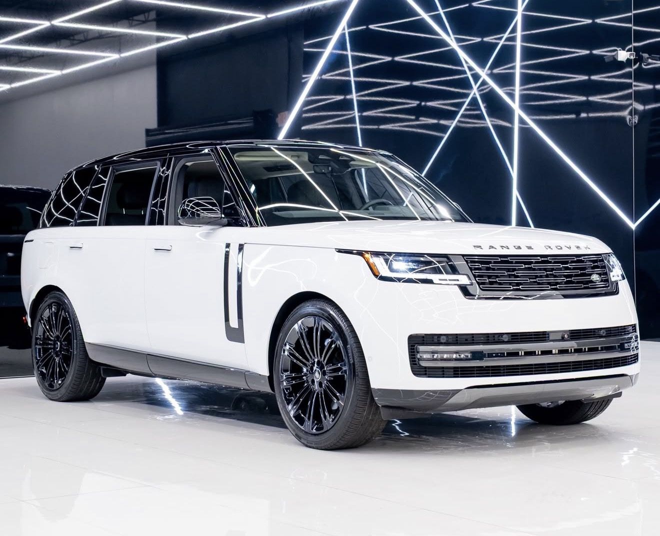 2025 LAND ROVER RANGE ROVER SE NO CREDIT CHECK!!!! for Sale in Miami ...