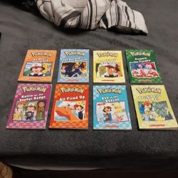 8   POKÉMON   CHAPTER   BOOKS   ADVENTURE   COLLECTION 
