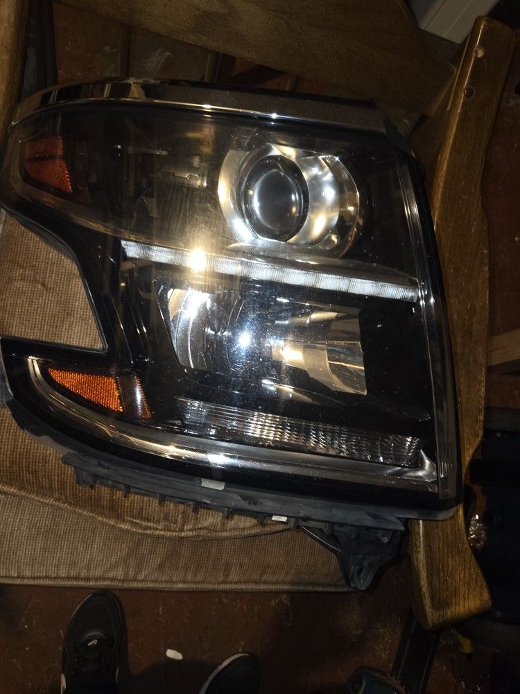 2017 Tahoe Headlight