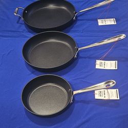 NEW 3- Piece Set ALL-CLAD HA1 Hard Anodized Nonstick Fry Pans