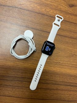 Apple Watch Series 10 42mm GPS