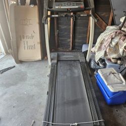 Treadmill 