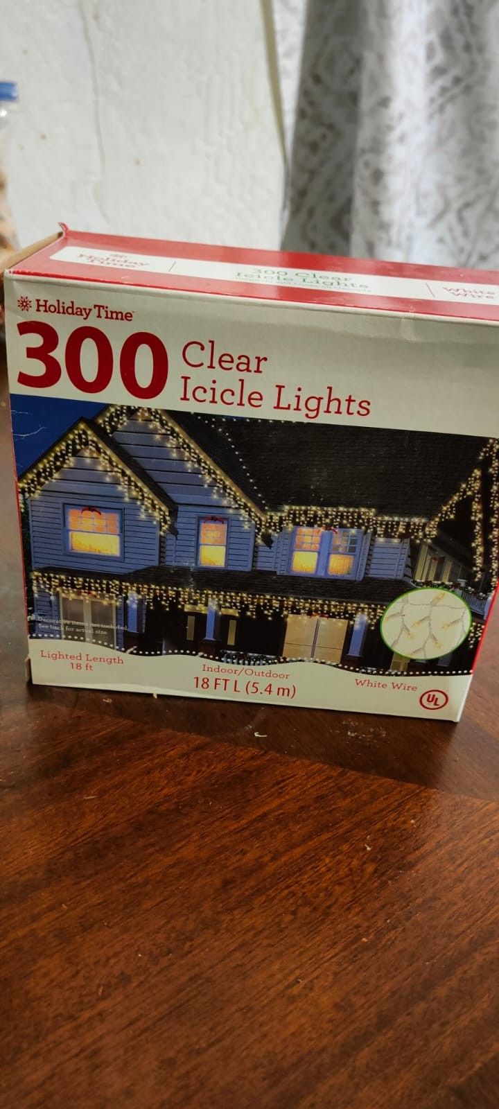 300 Icicle Lights Clear