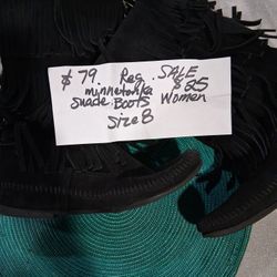 Minnetonka Boots Womens