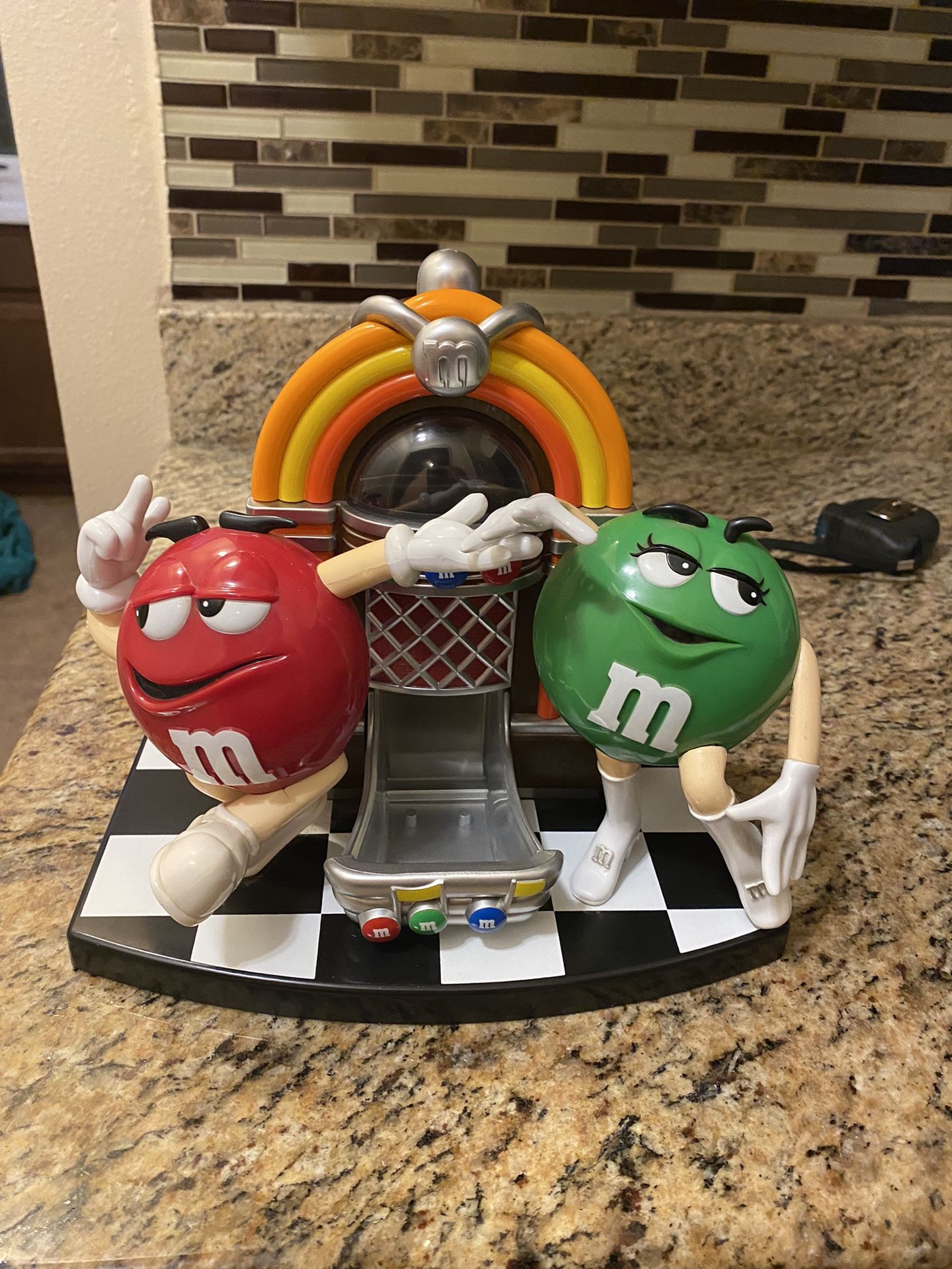 M&M's Rockin' Roll Cafe Jukebox Candy Dispenser