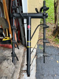 Schwin 4 bicycles each attached to a 2 inch receiver hitch