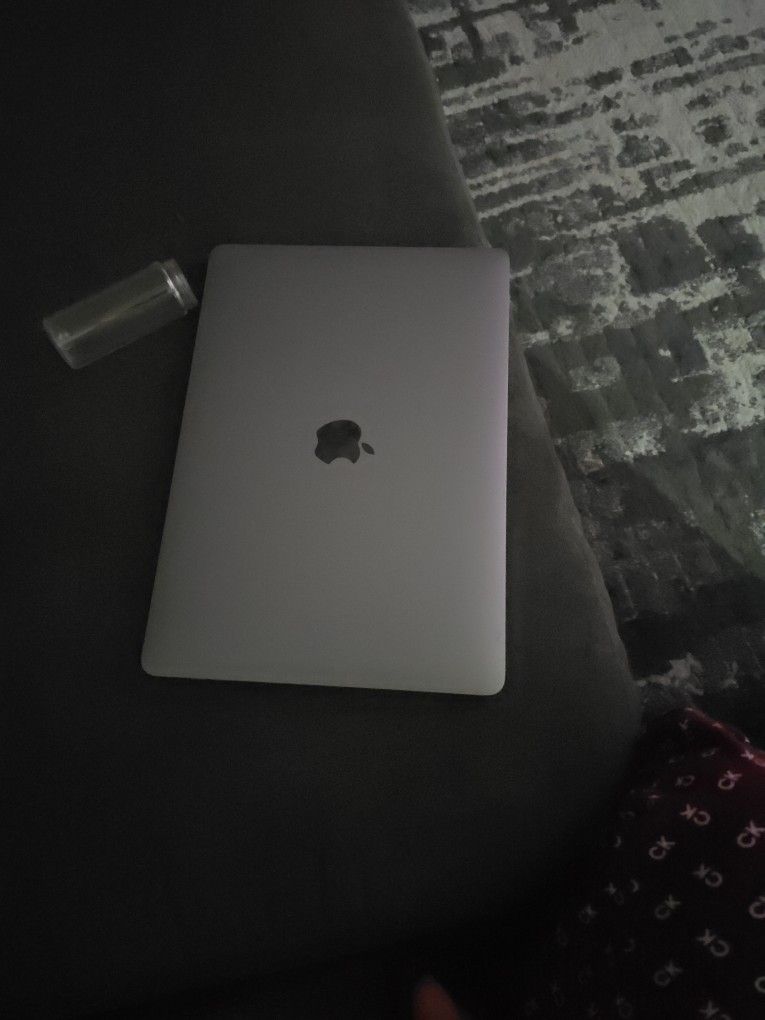 MacBook 2020