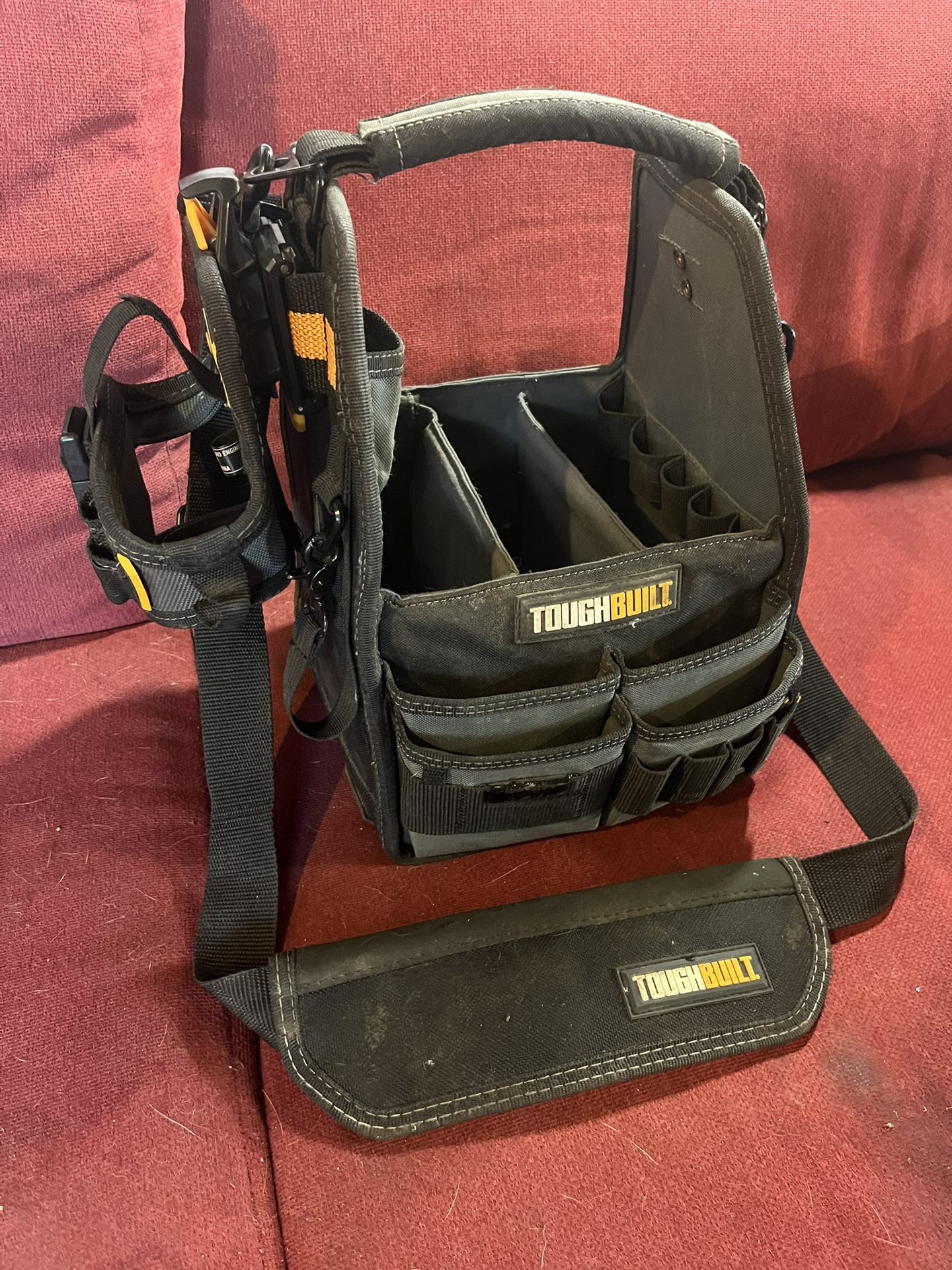 Tough Built Bag W/ Dill Holster And Extra Belt Clip