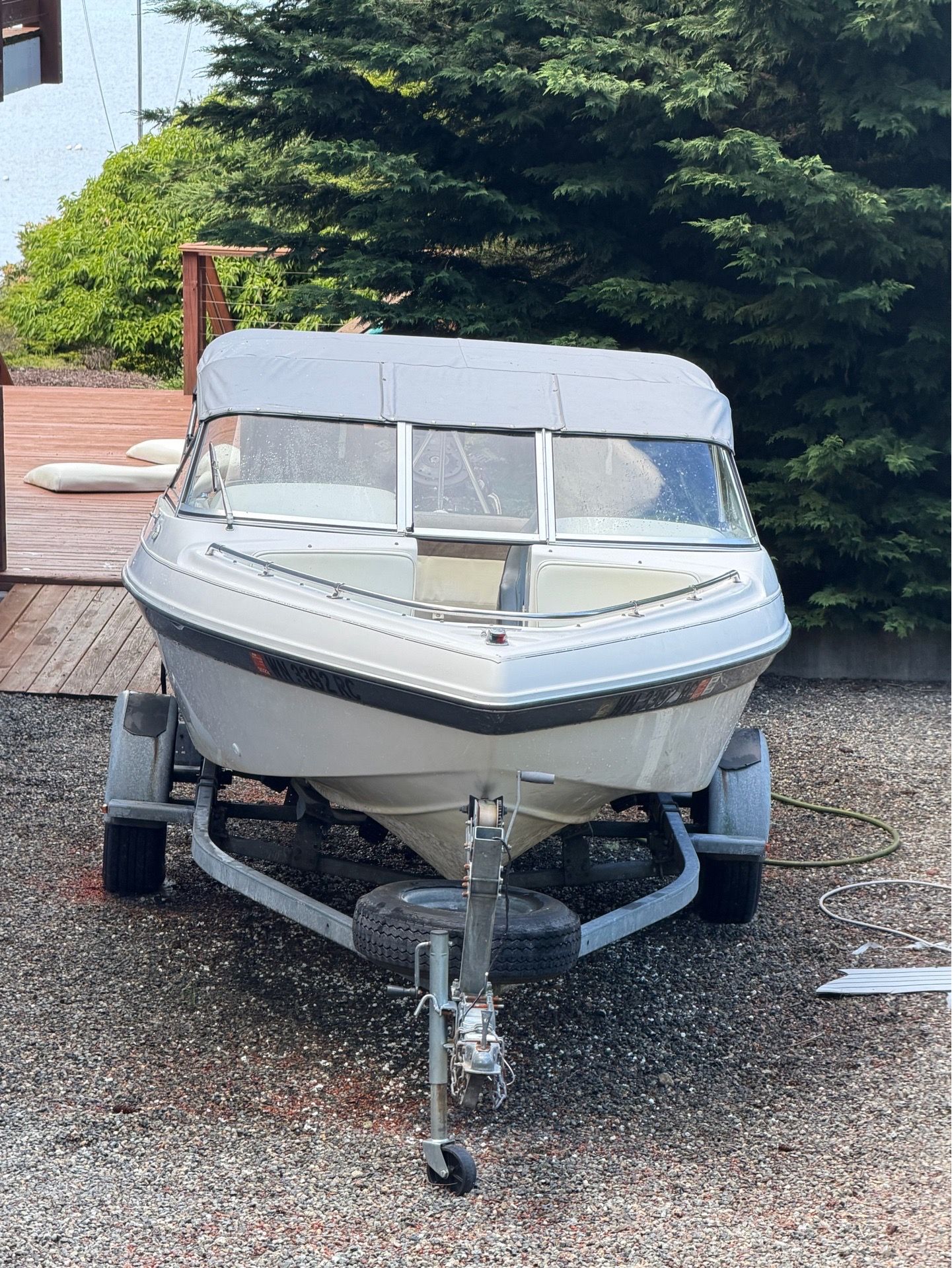 1996 Seaswirl 17.5 foot, 140 Johnson OB