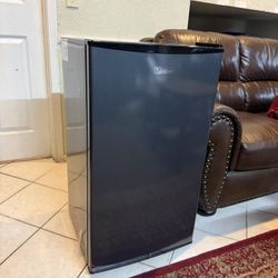 Mini Fridge!