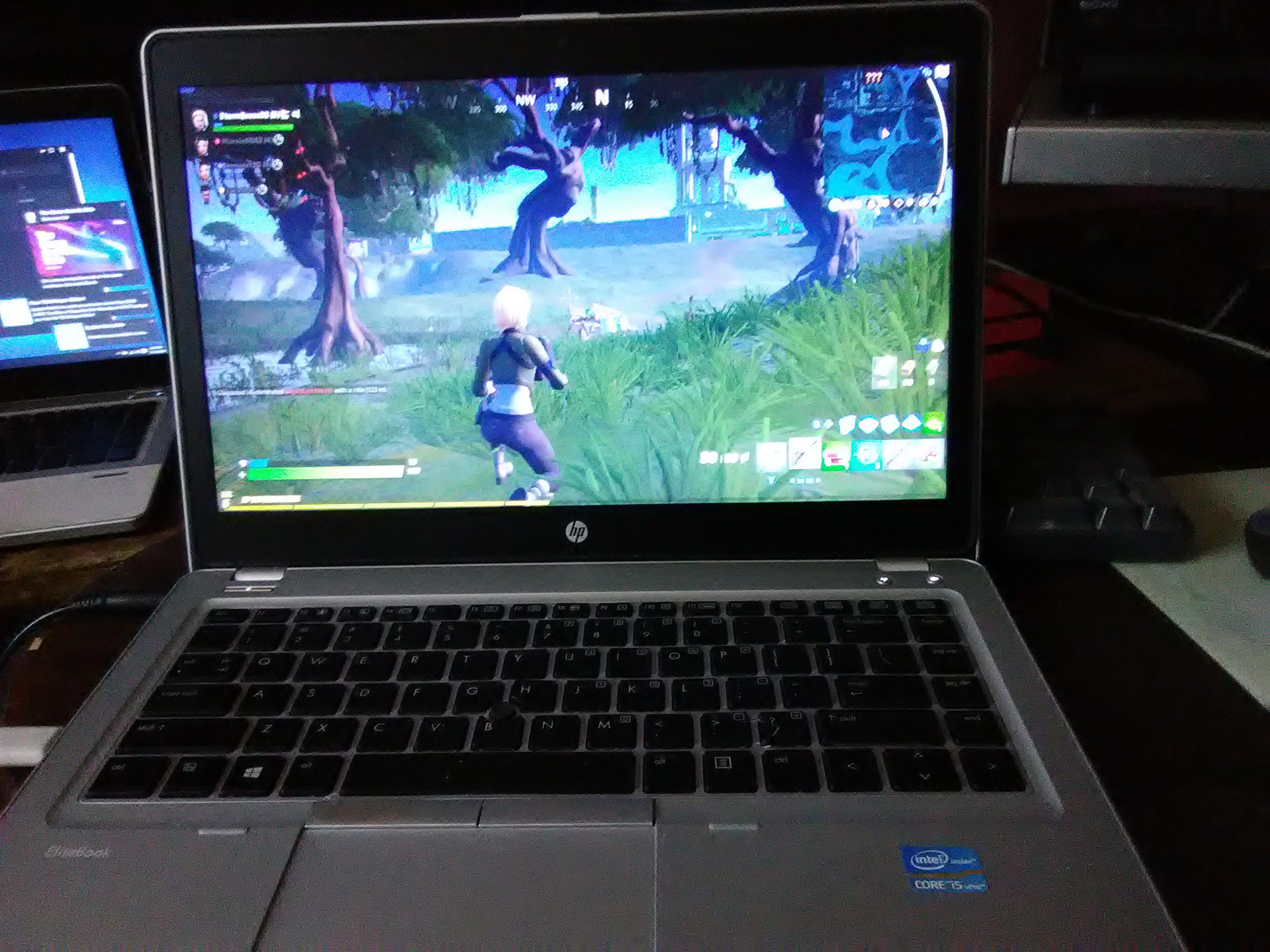 HP laptop with Fortnite $250 CASH OR TRADE FOR PS4, NINTENDO SWITCH OR XBOX ONE X