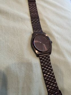 Nixon Minimal Watch