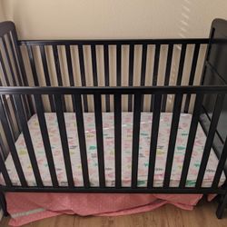 Crib And Changing Table With Mattress