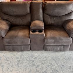 Dark Brown Reclining Couch Set 