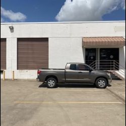 2500 SqFt Dock-High Warehouse for Lease! Irving, 75061. Warehouse Lease available!