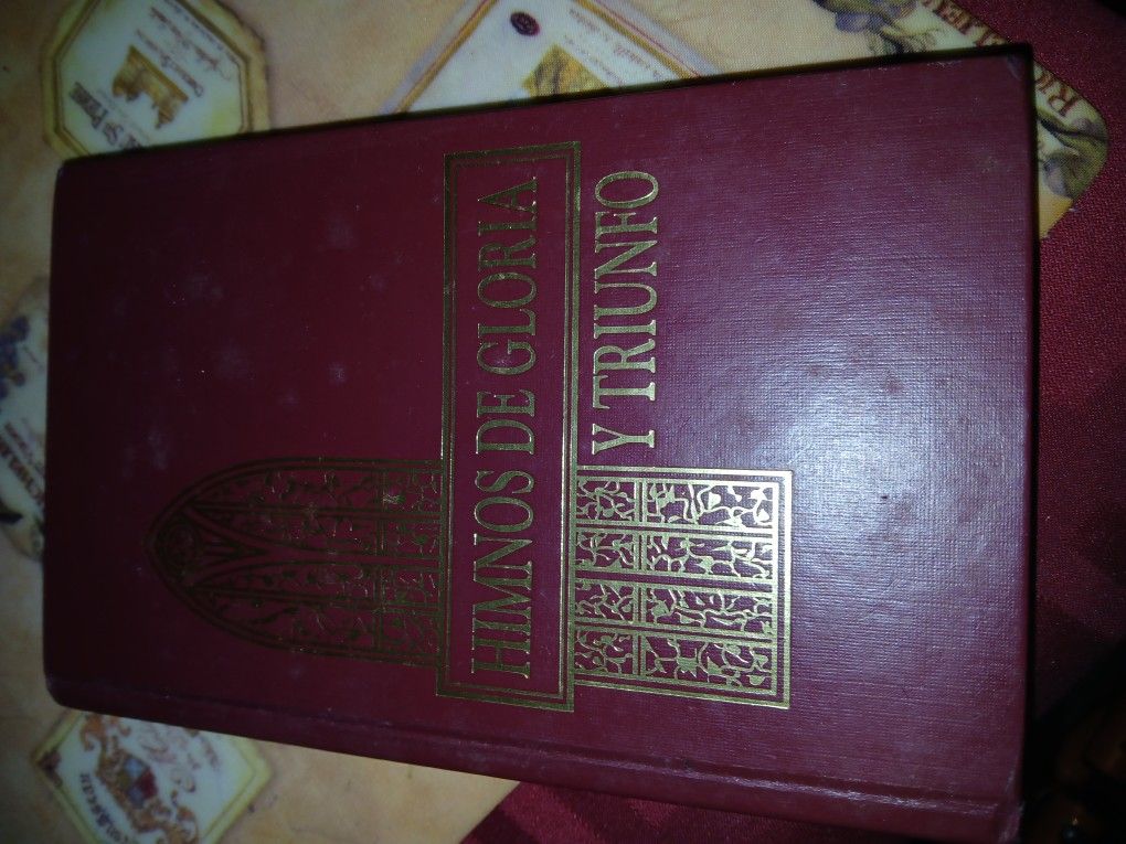 Free, TENGO 8 Himnos De GLORIA . Free