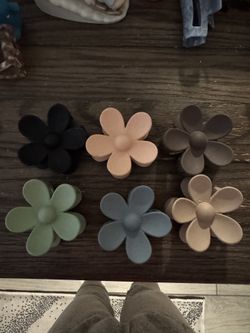 Flower Claw Clips