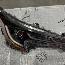 2020-2021 Toyota Corrola Right Headlight 
