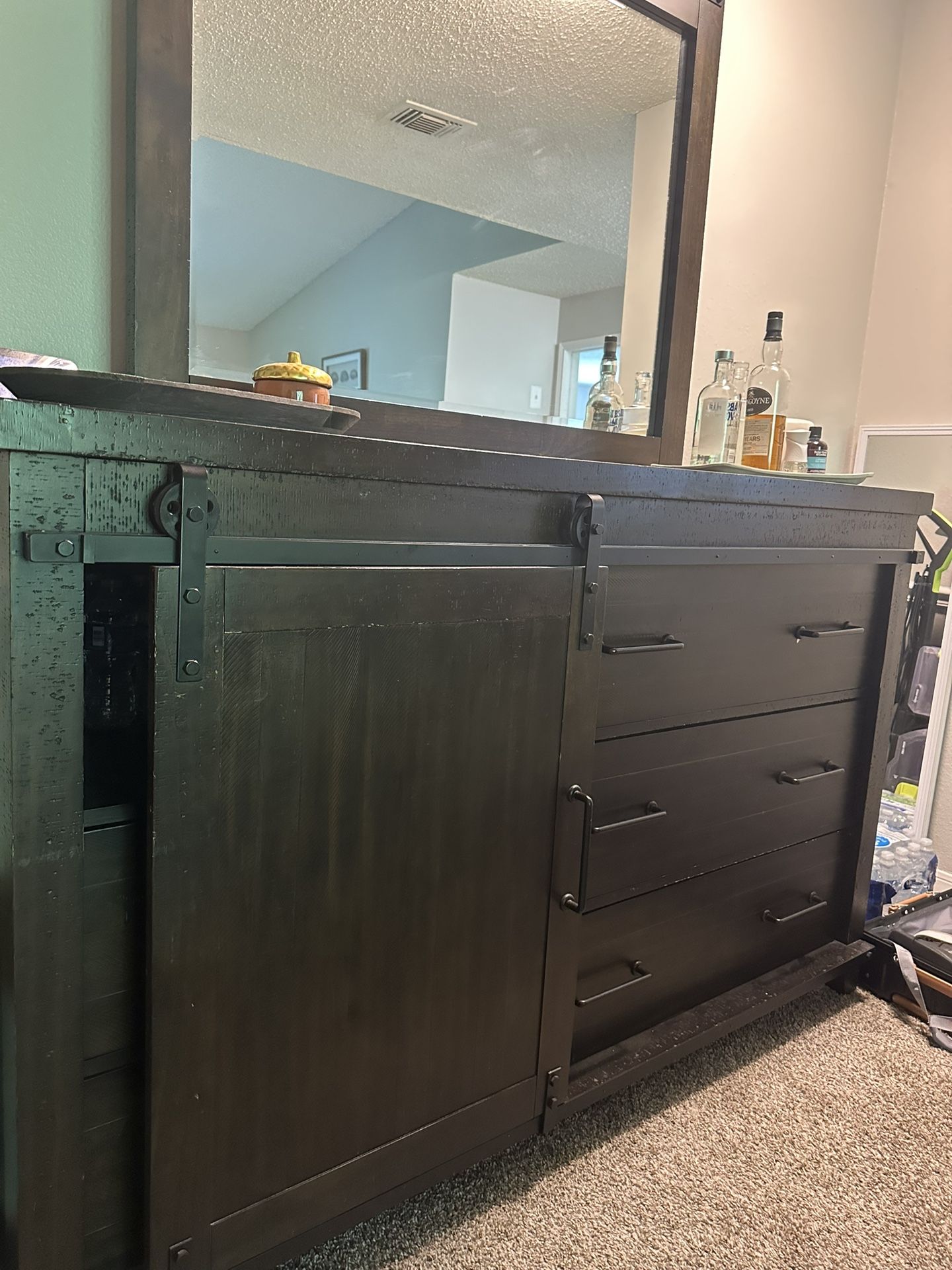 Buffet/dresser