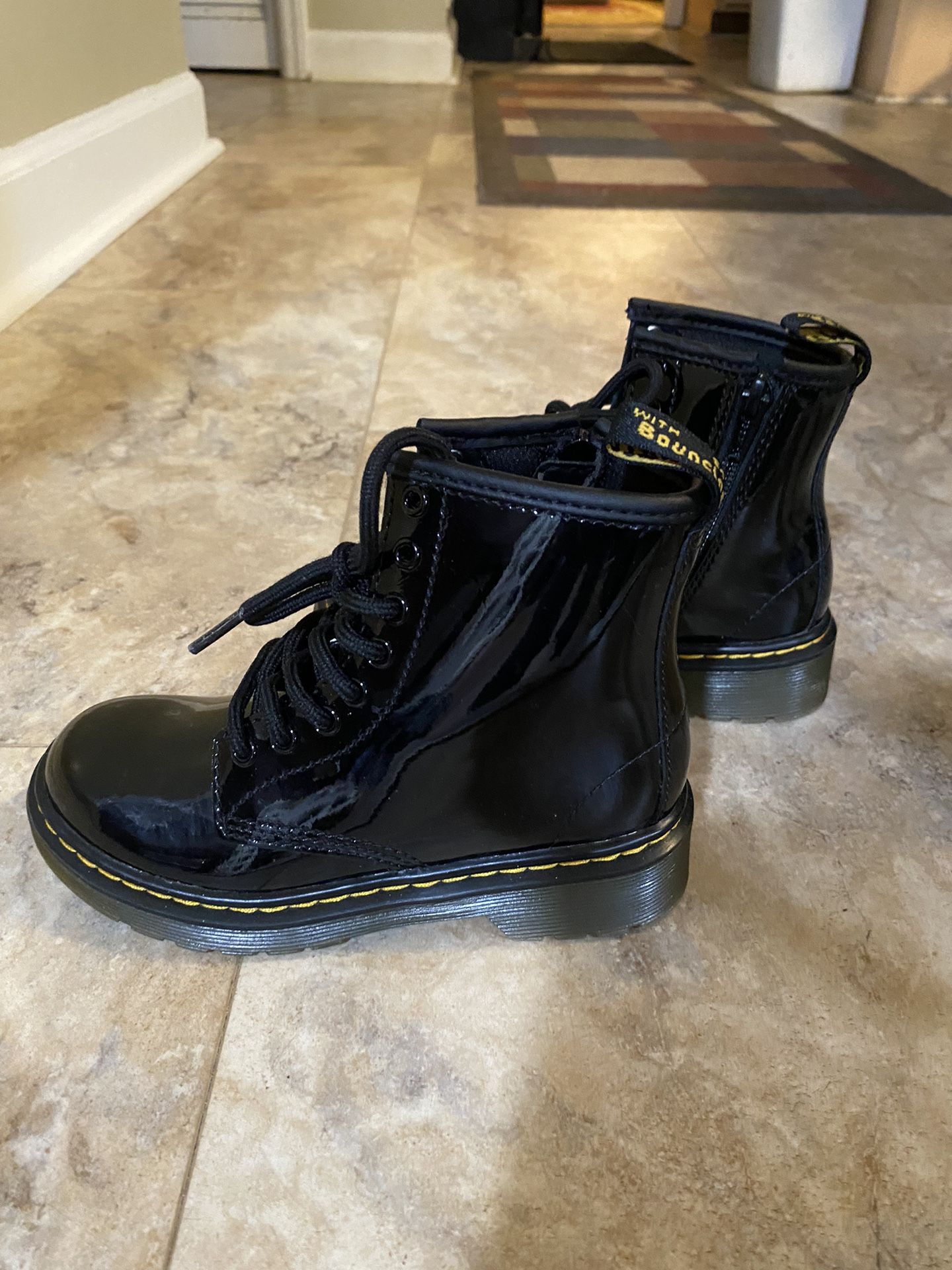 Dr Martens Airwair, patent leather boots kids, size -12.